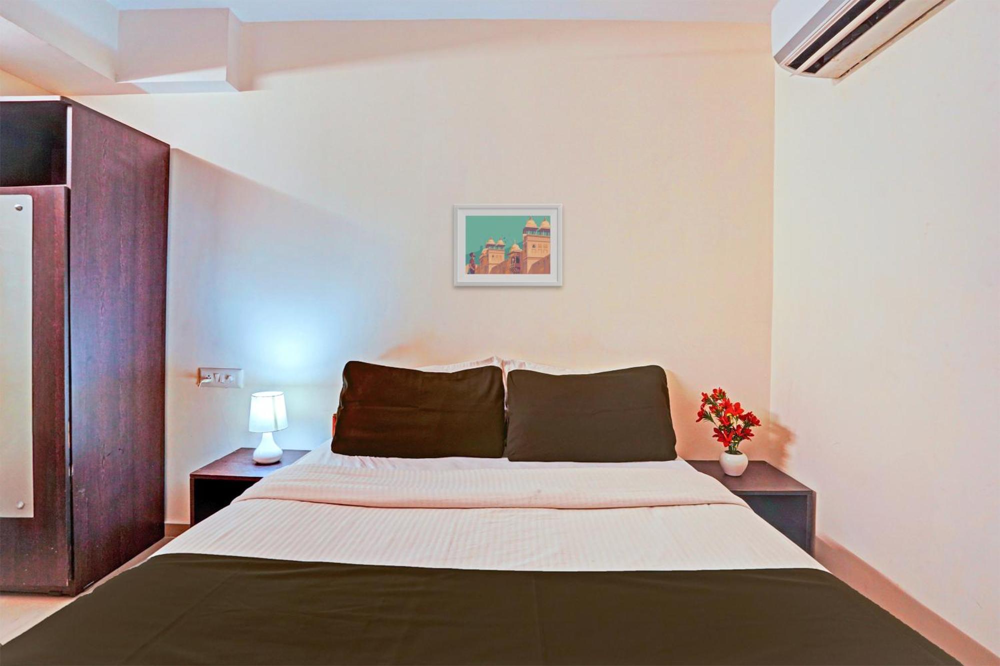 Hotel O Himalaya Inn Ahmedabad Eksteriør bilde